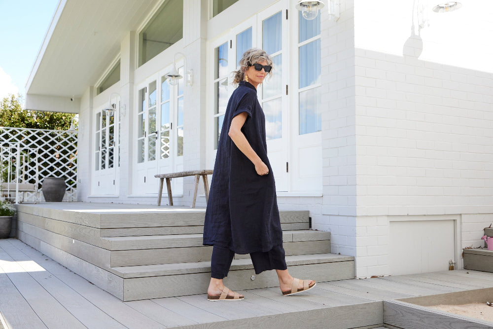 Montaigne Salomé Classic Linen Shirt Dress Navy2