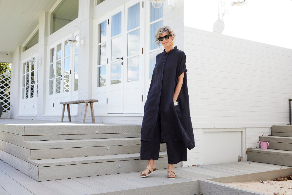 Montaigne Salomé Classic Linen Shirt Dress Navy3