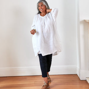 A timeless oversized peasant style long-sleeved linen shirt. Ideal for layering. 