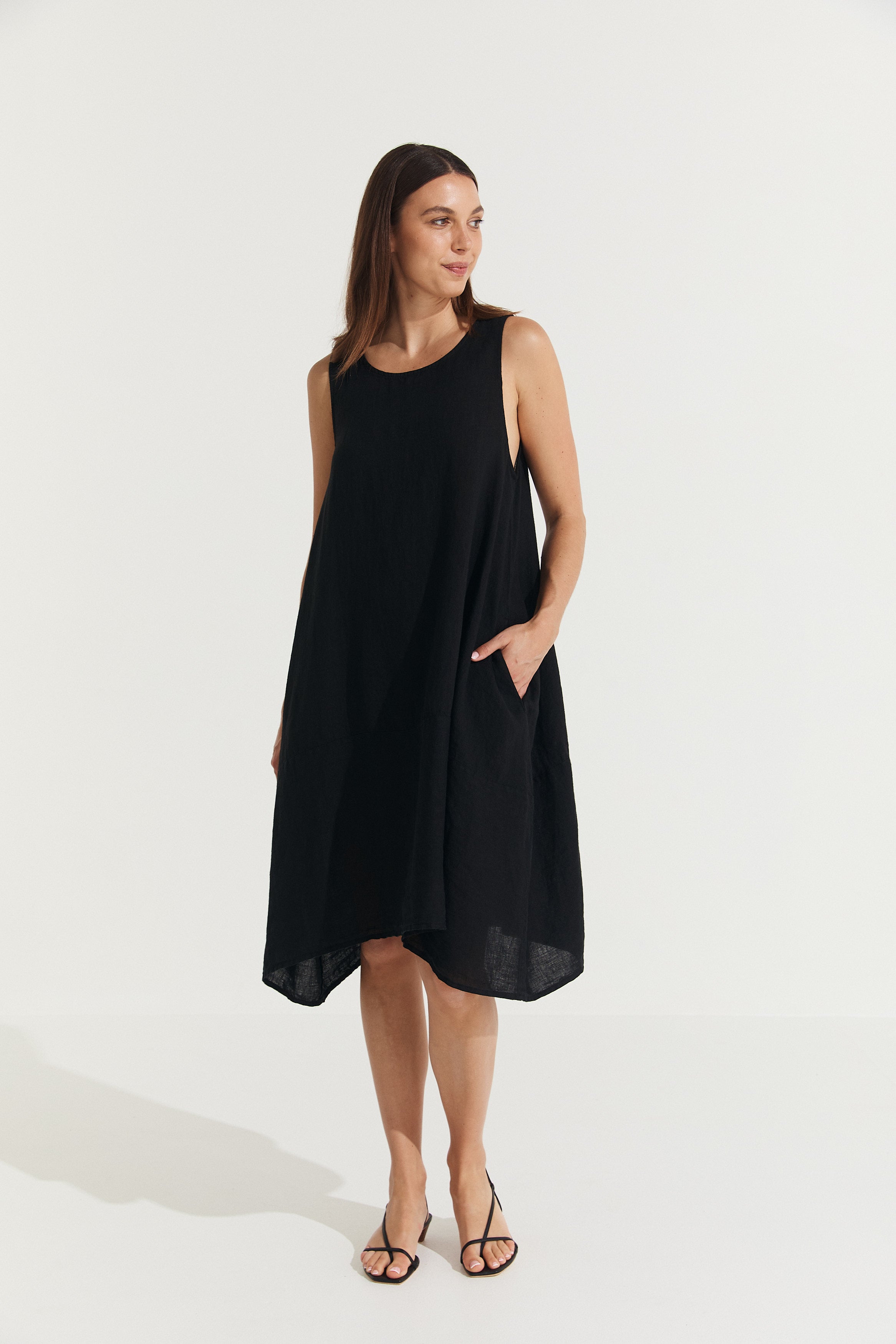 Sara Sleeveless Linen Dress