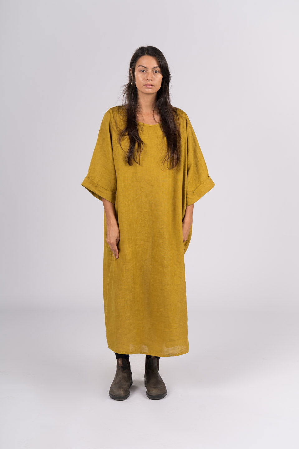 Gaella Linen Shift Dress - Montaigne Paris