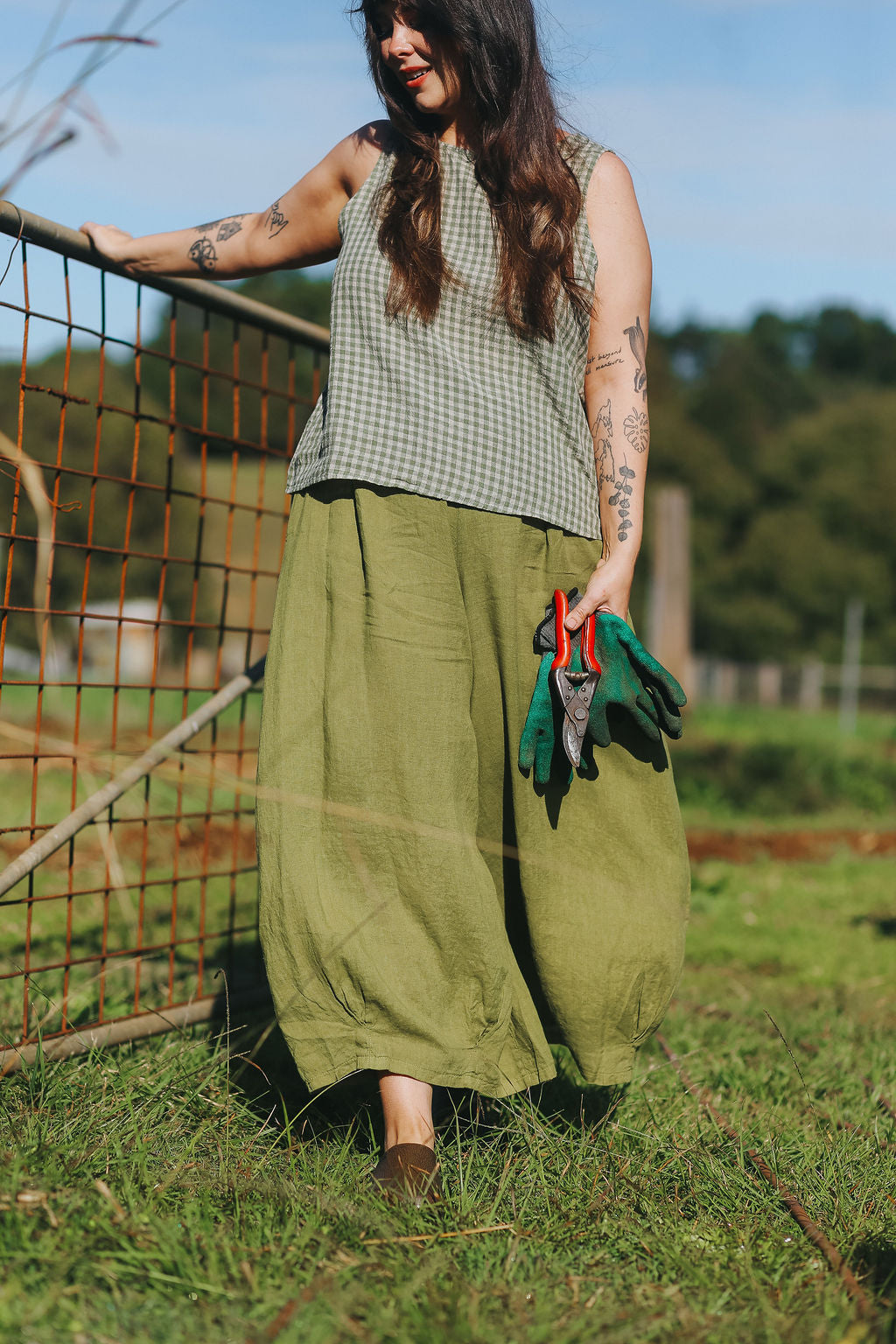 Eadie Linen Pant with Gathering Detail