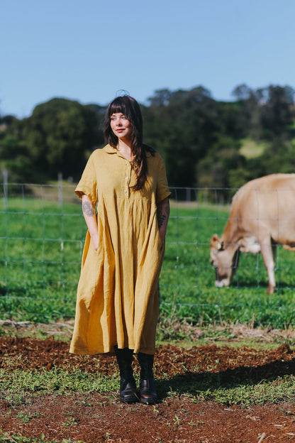 Vianne Linen Dress with Pleats and Side Pockets