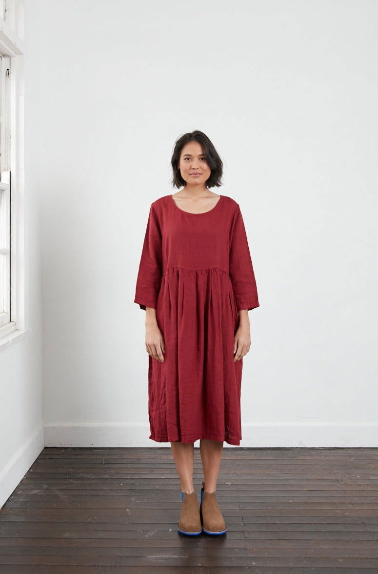 Journee Baggy Linen Dress - Montaigne Paris