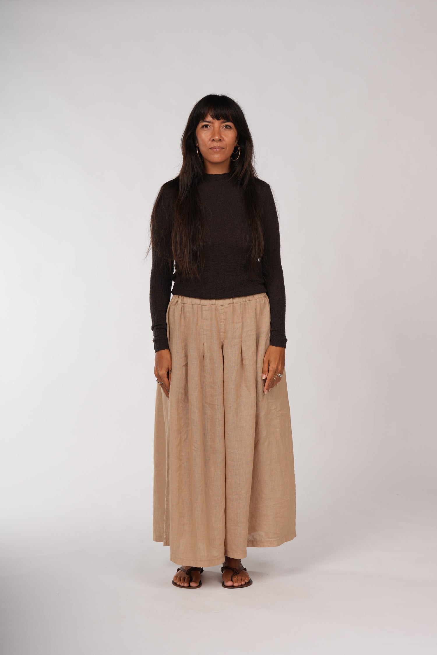 Shop Online for Comfortable linen pants and skirts for work or casual wear.