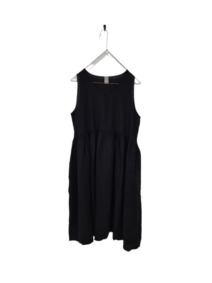 Montaigne Adelaide Sleeveless Linen Dress with Pockets Black