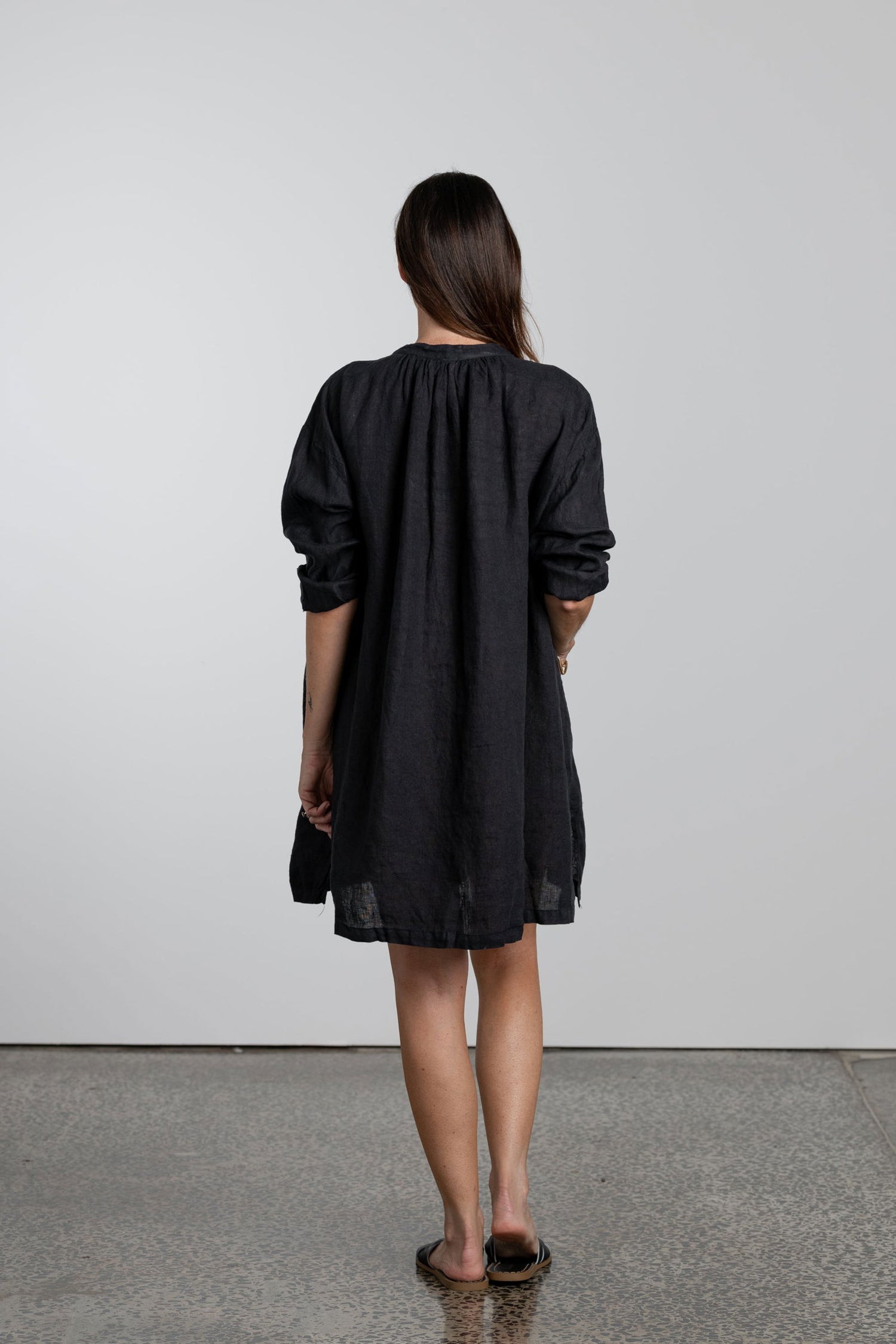 Montaigne Adele Linen Smock with Front Tie Black1