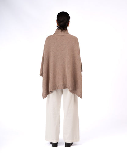 Montaigne Agnès 100% New Zealand Lambswool Poncho Oatmeal4