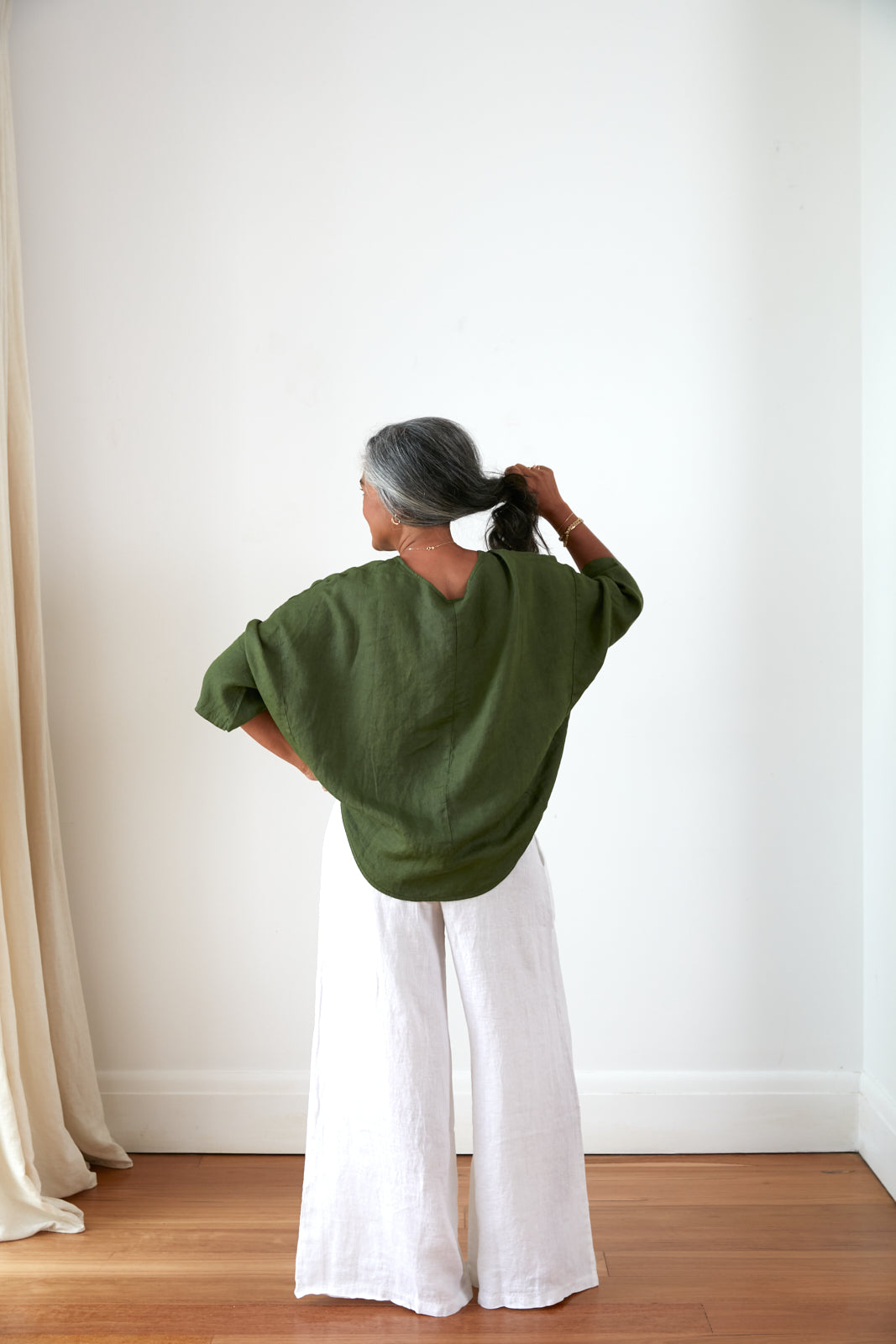 Montaigne Ailes Linen Top Forest Green2