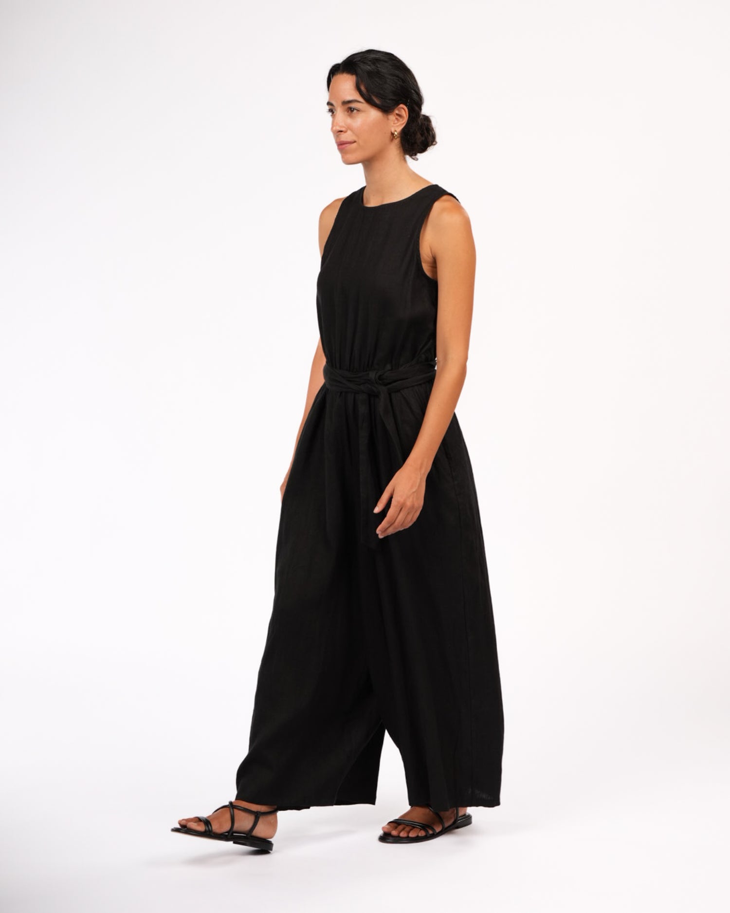 Montaigne Alba French Linen Tie-Waist Jumpsuit Black5