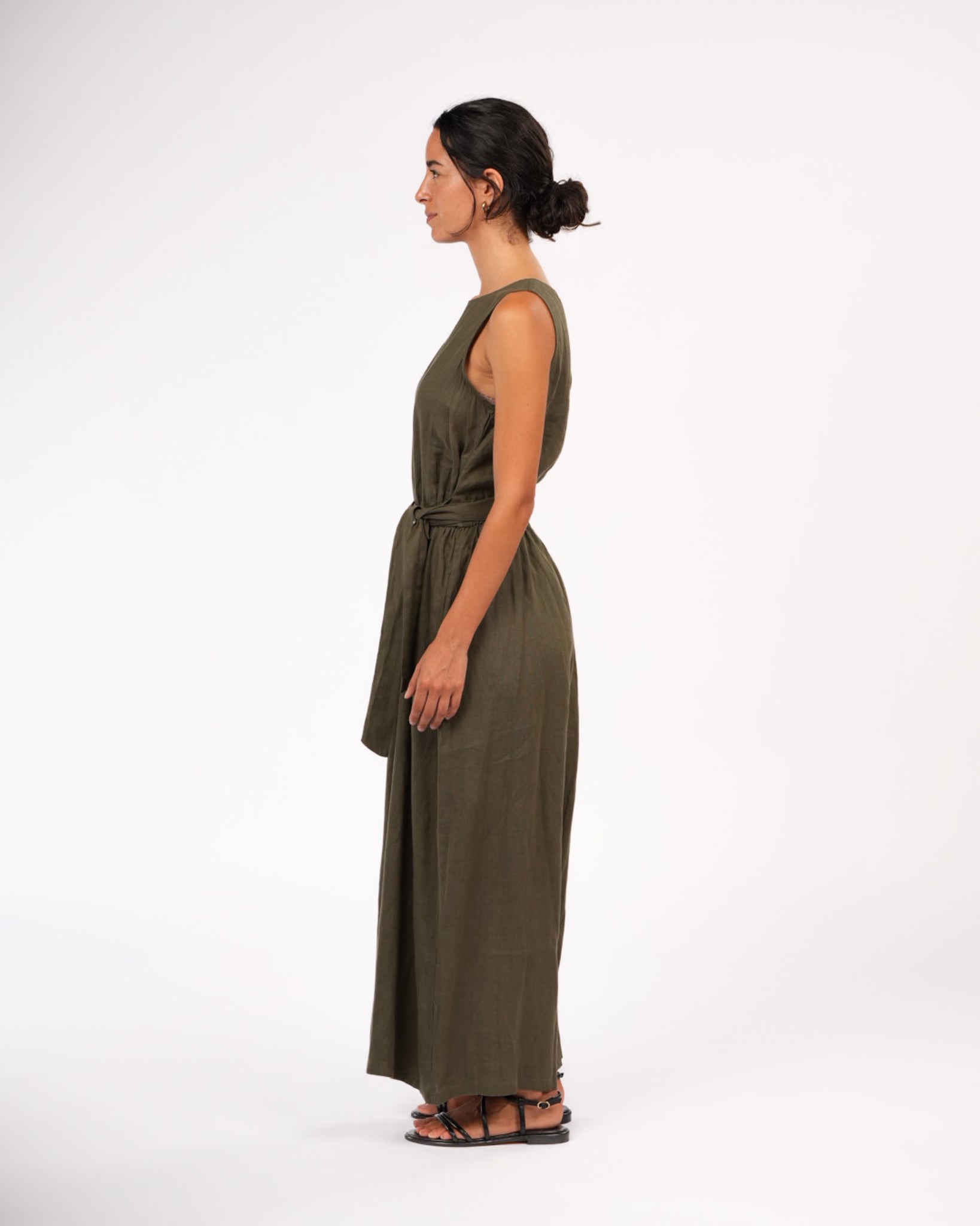 Montaigne Alba French Linen Tie-Waist Jumpsuit Khaki4
