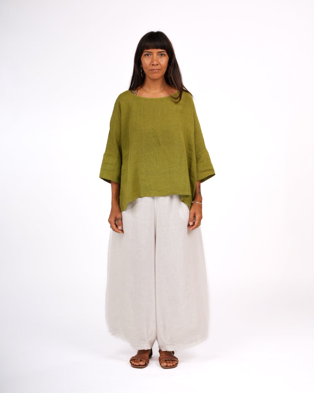 Montaigne Artiste Hi Lo Linen Top Acid Green3