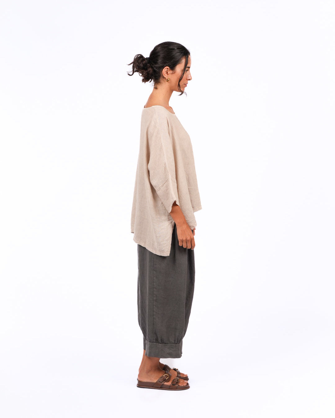 Montaigne Artiste Hi Lo Linen Top Natural