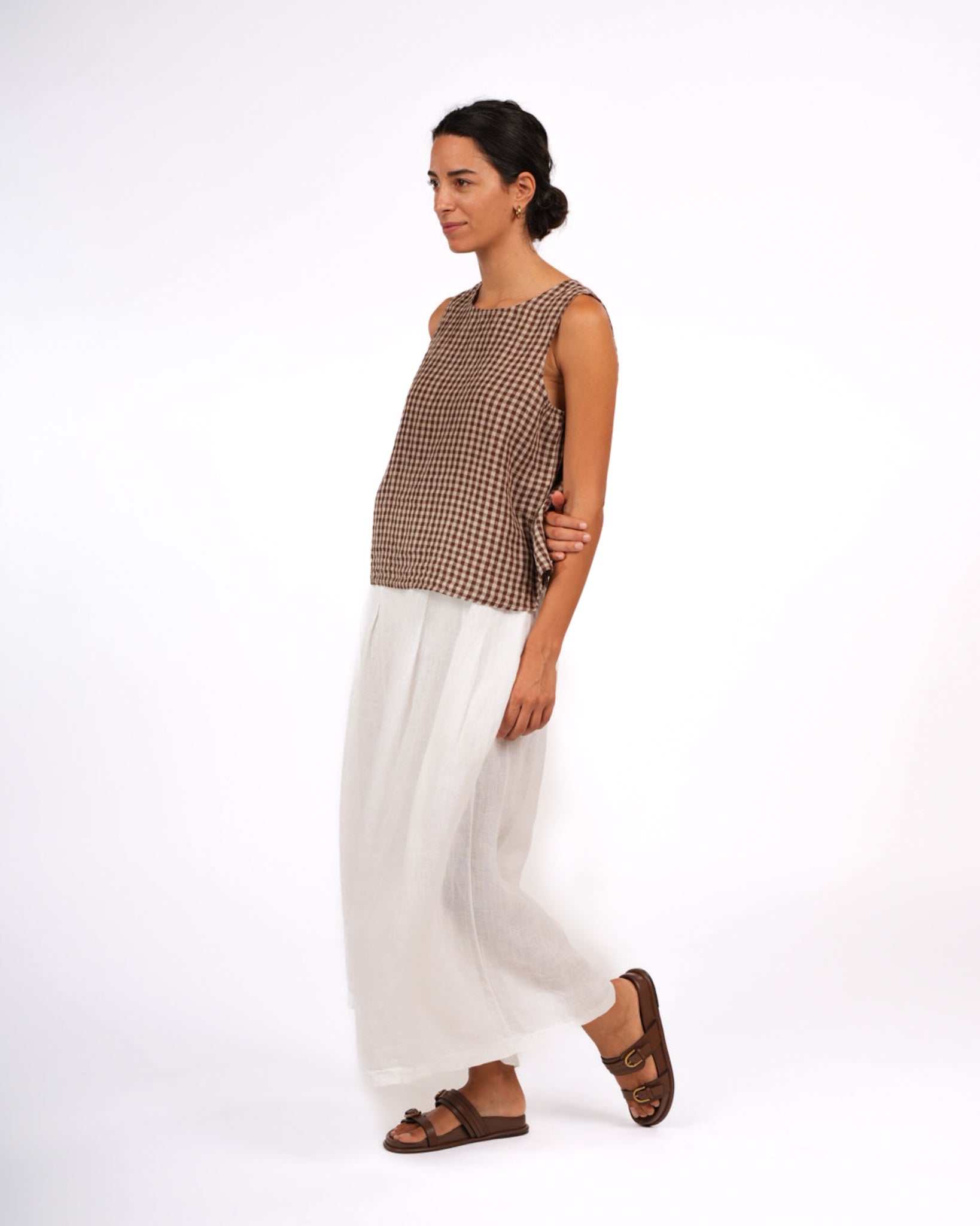 Montaigne Ava Linen Cami in Gingham Brown3