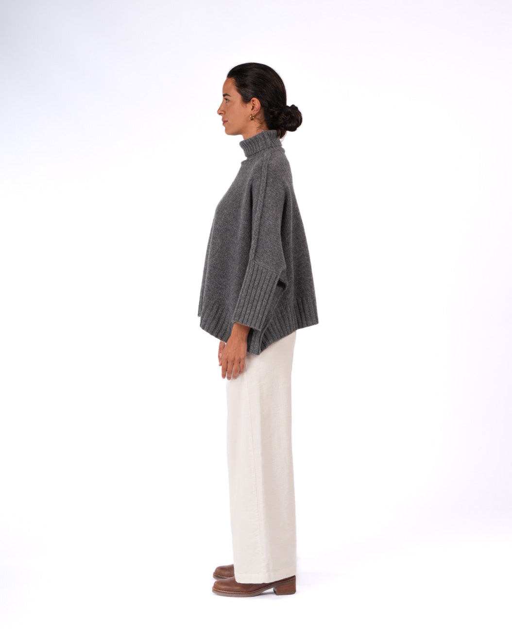Montaigne Balmain Pure New Zealand Lambswool Roll Neck Sweater Grey2