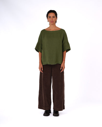 Montaigne Celine Short Sleeved Linen Top Forest1