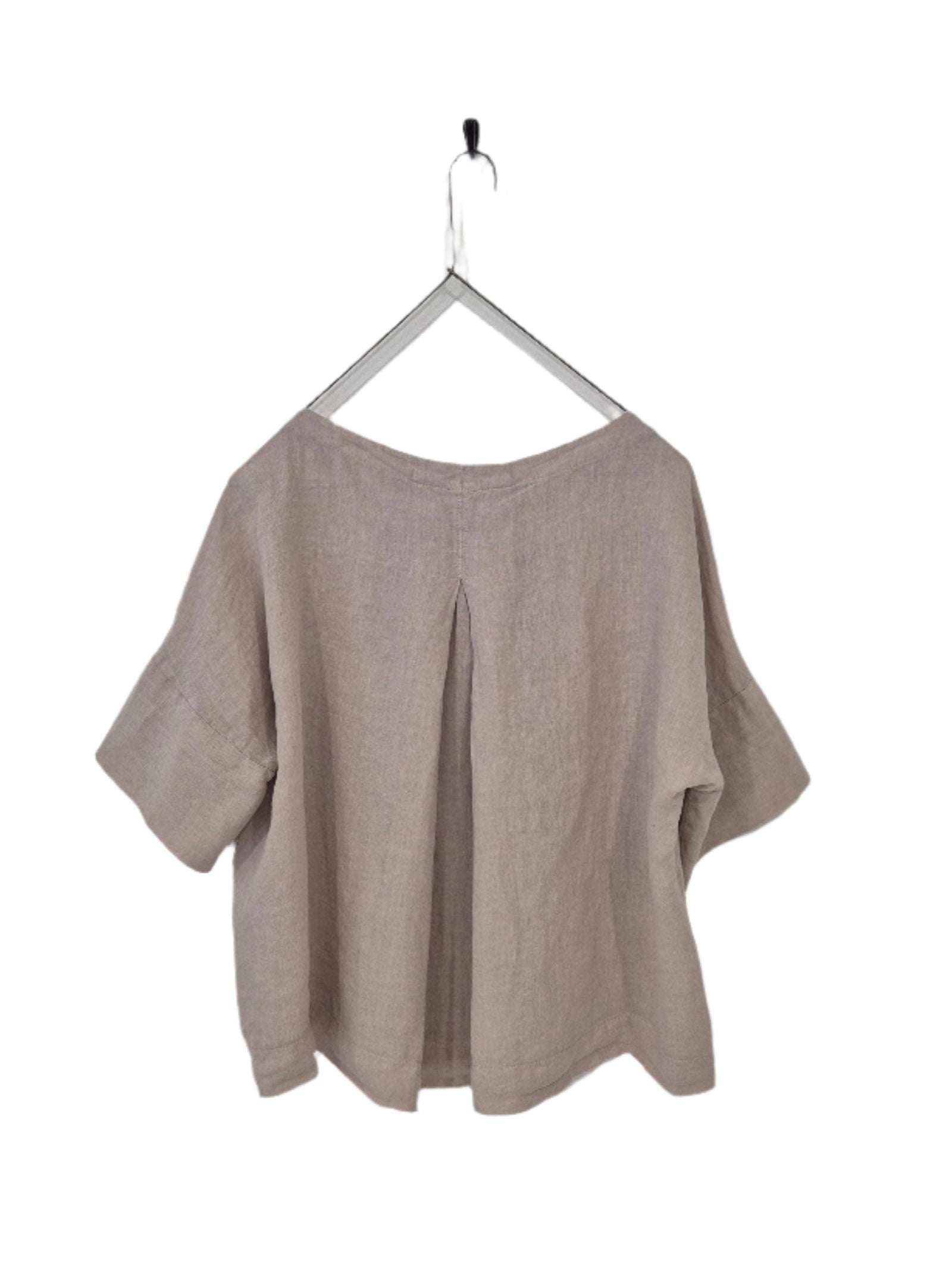 Montaigne Celine Short Sleeved Linen Top Natural4