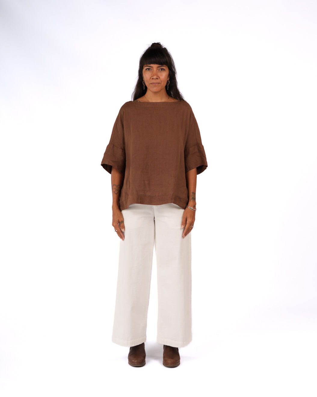 Montaigne Celine Short Sleeved Linen Top Tobacco2