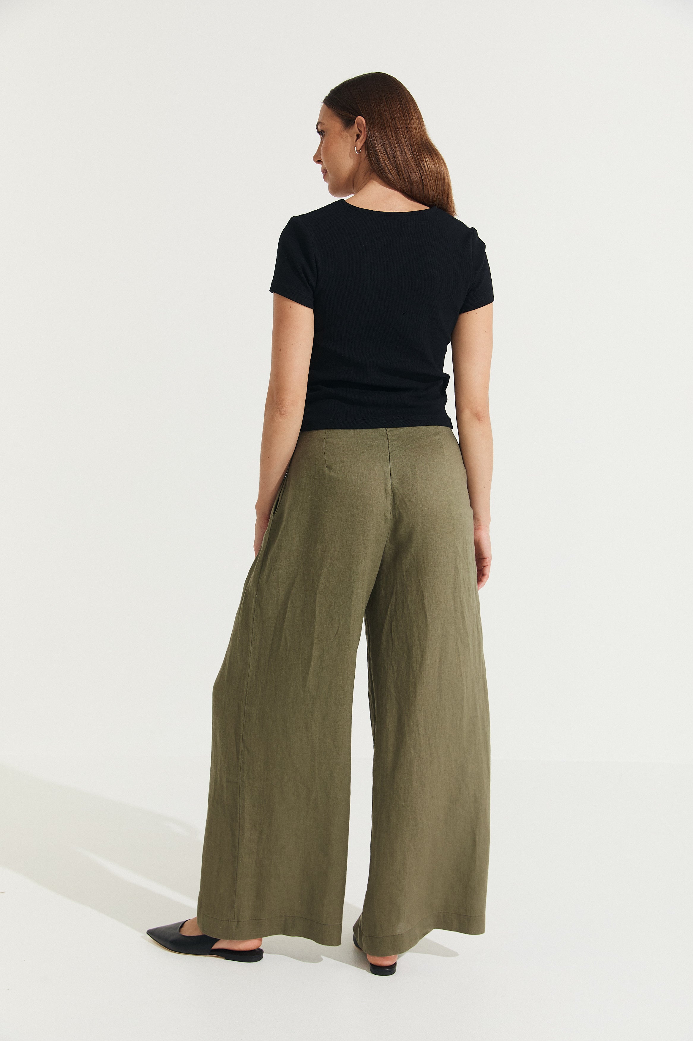 Montaigne Charlotte Pleated Wide Leg Linen Pants Khaki1