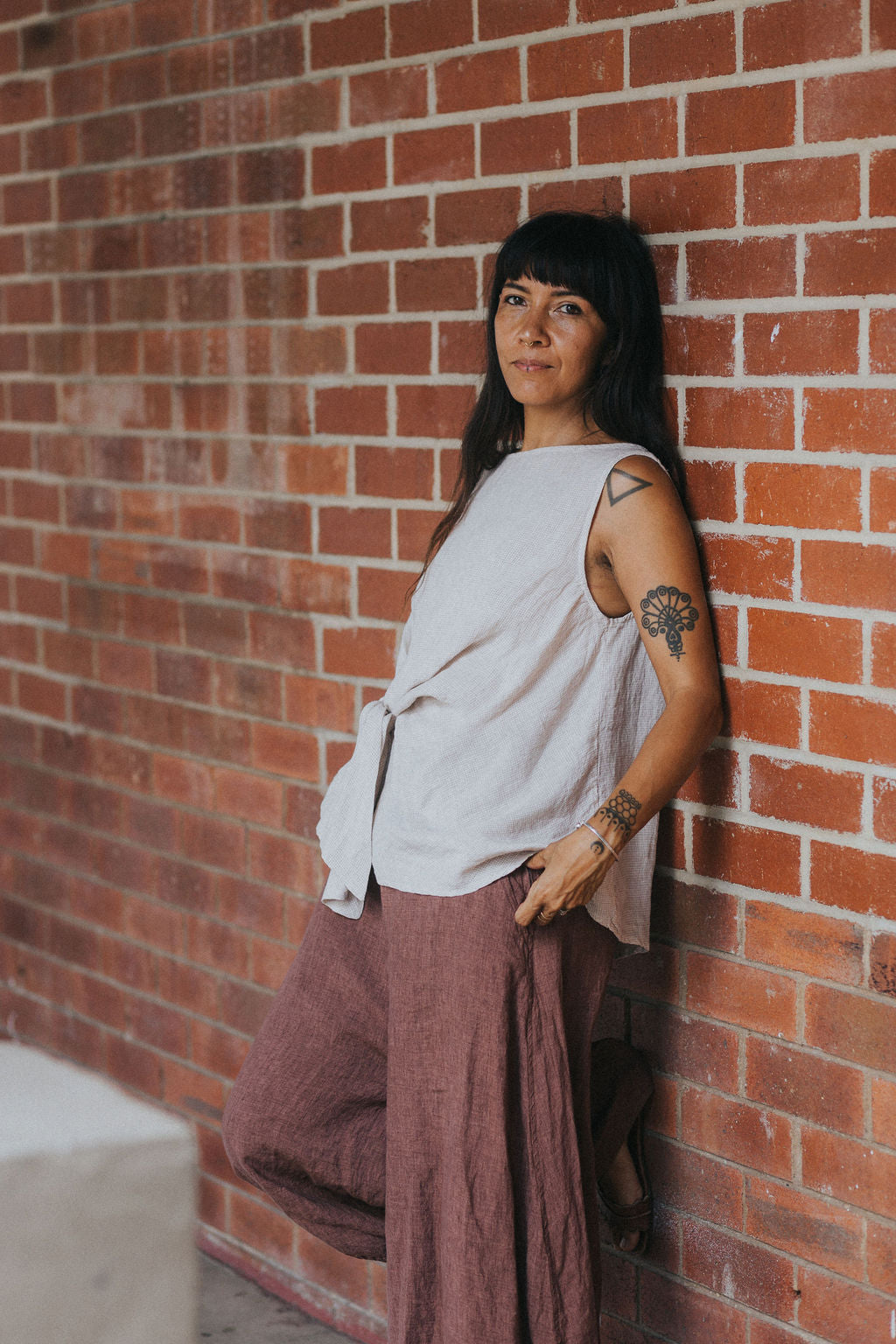 Montaigne Coco Front Tie Up Linen Top in Houndstooth Natural