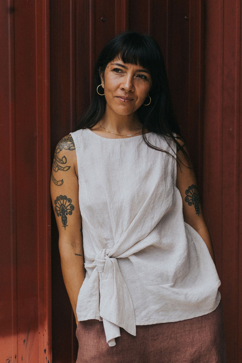 Montaigne Coco Front Tie Up Linen Top in Houndstooth Natural