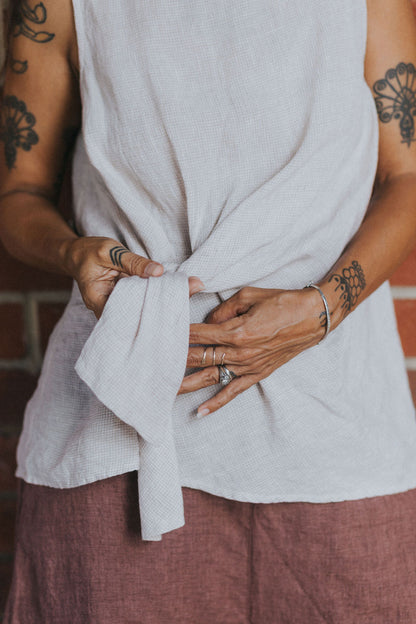 Montaigne Coco Front Tie Up Linen Top in Houndstooth Natural