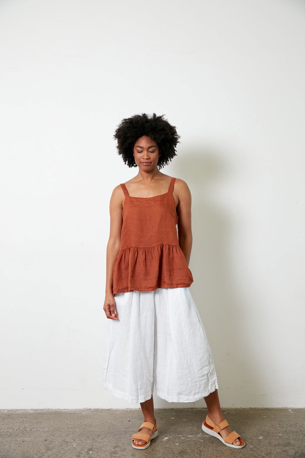 Montaigne Danseur Linen Camisole Rust