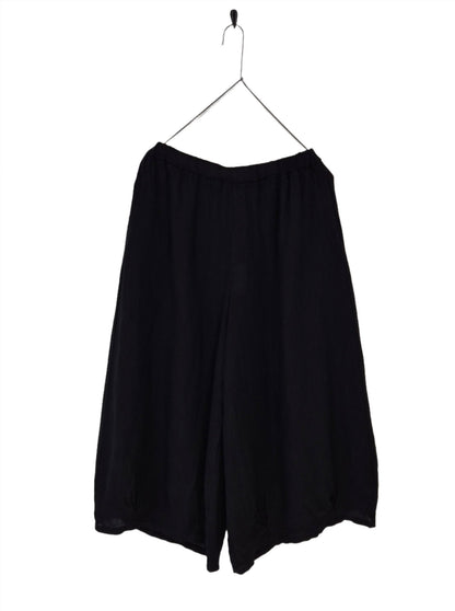 Montaigne Eadie Linen Pant with Gathering Detail Black2