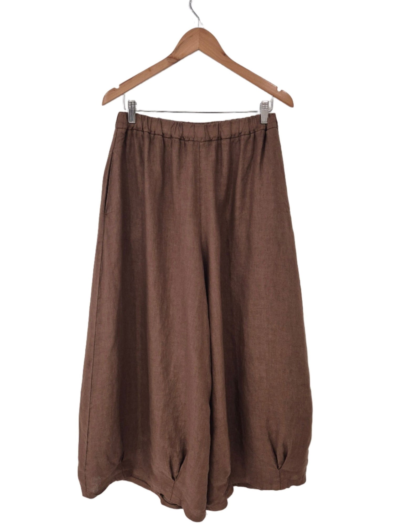 Montaigne Eadie Linen Pant with Gathering Detail Tobacco1