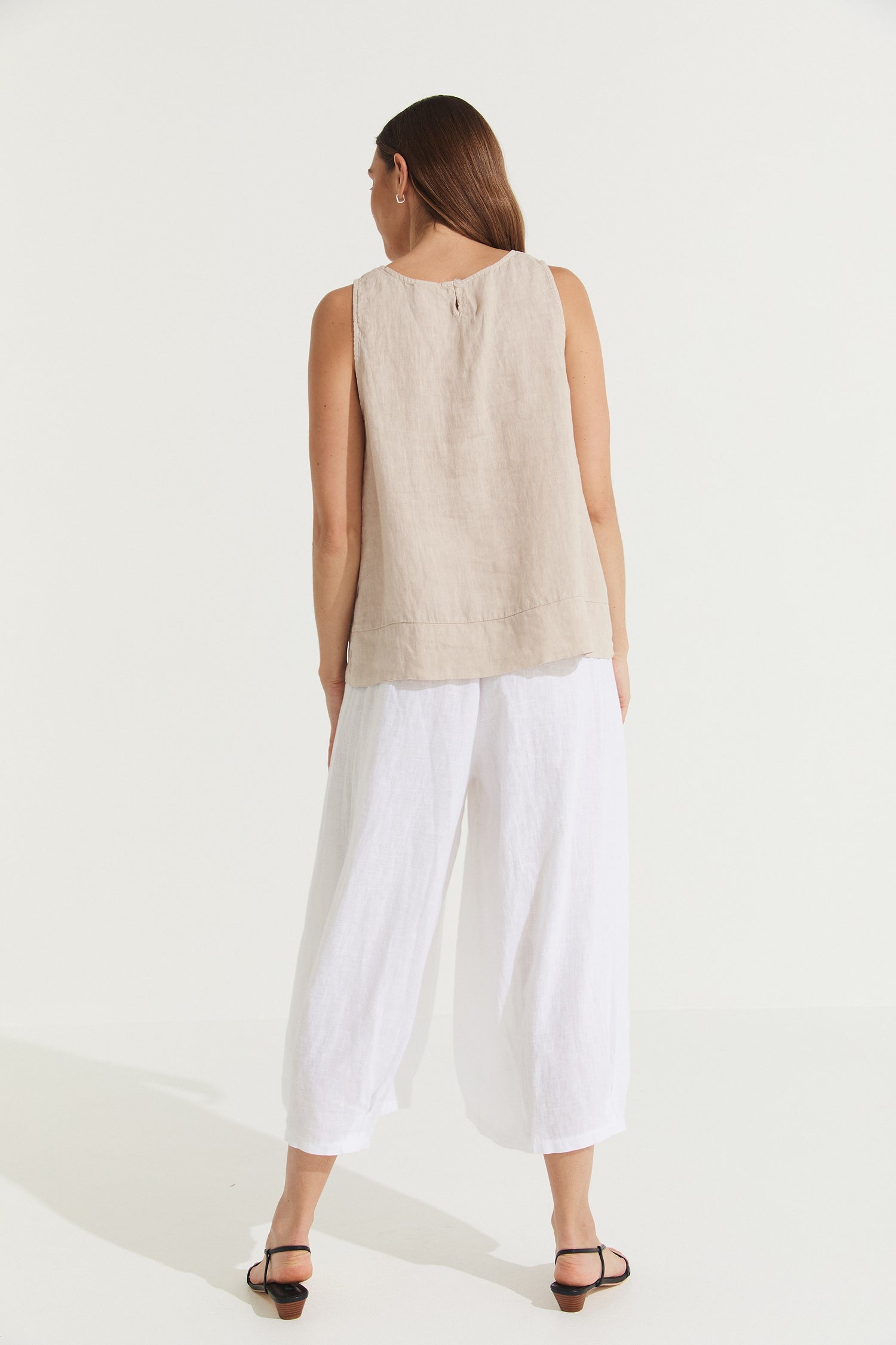 Montaigne Ebonie Linen Singlet Top Natural1