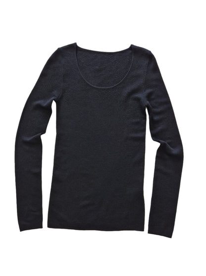 Montaigne Essential Merino Wool Scoop Neck Long Sleeve Black1