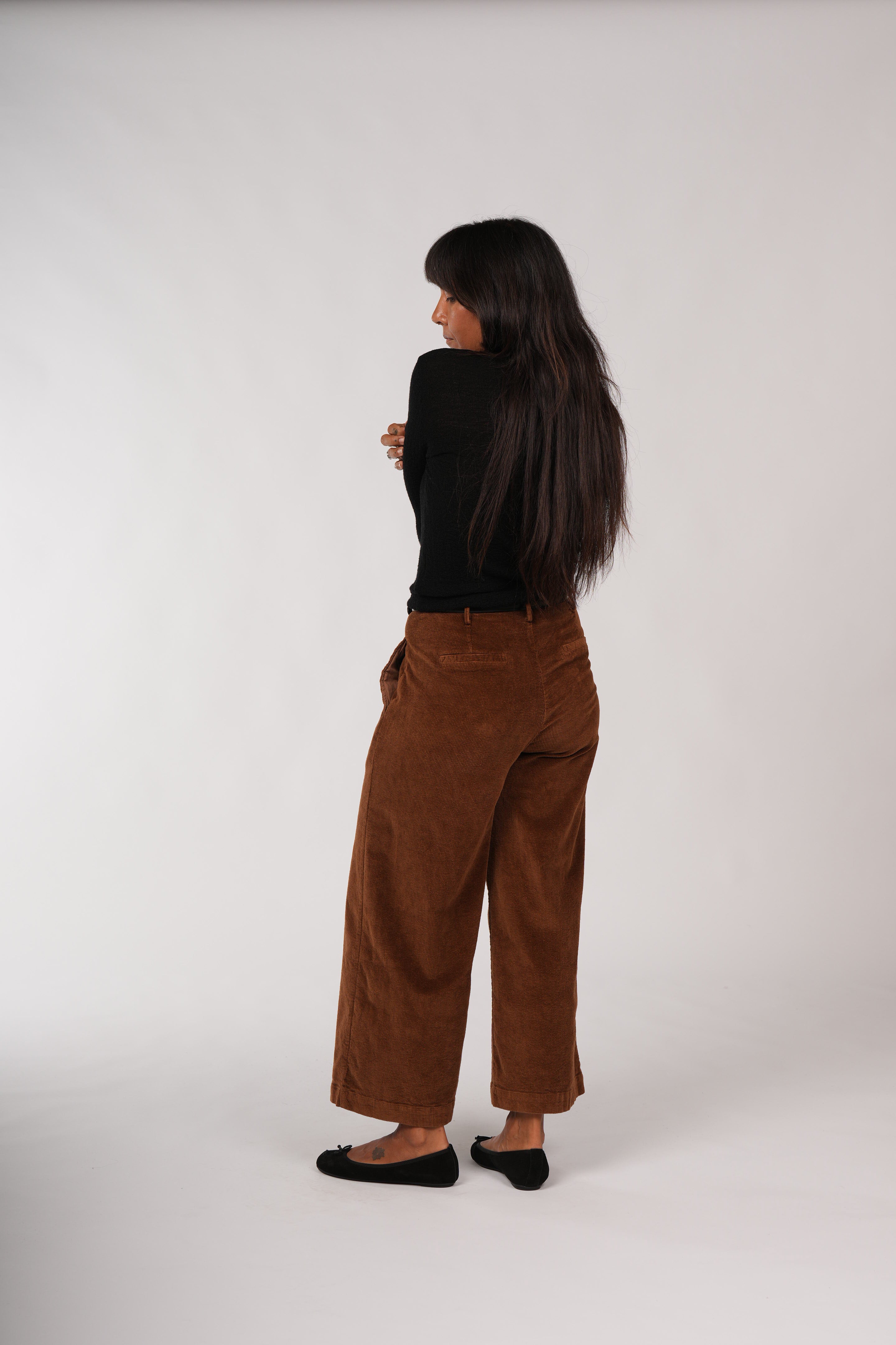 Montaigne Essential Superfine Lambswool Mock Neck Top Black4