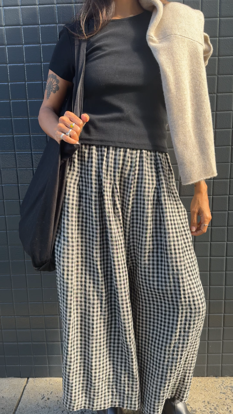 Montaigne French Linen Culottes In Black Gingham4