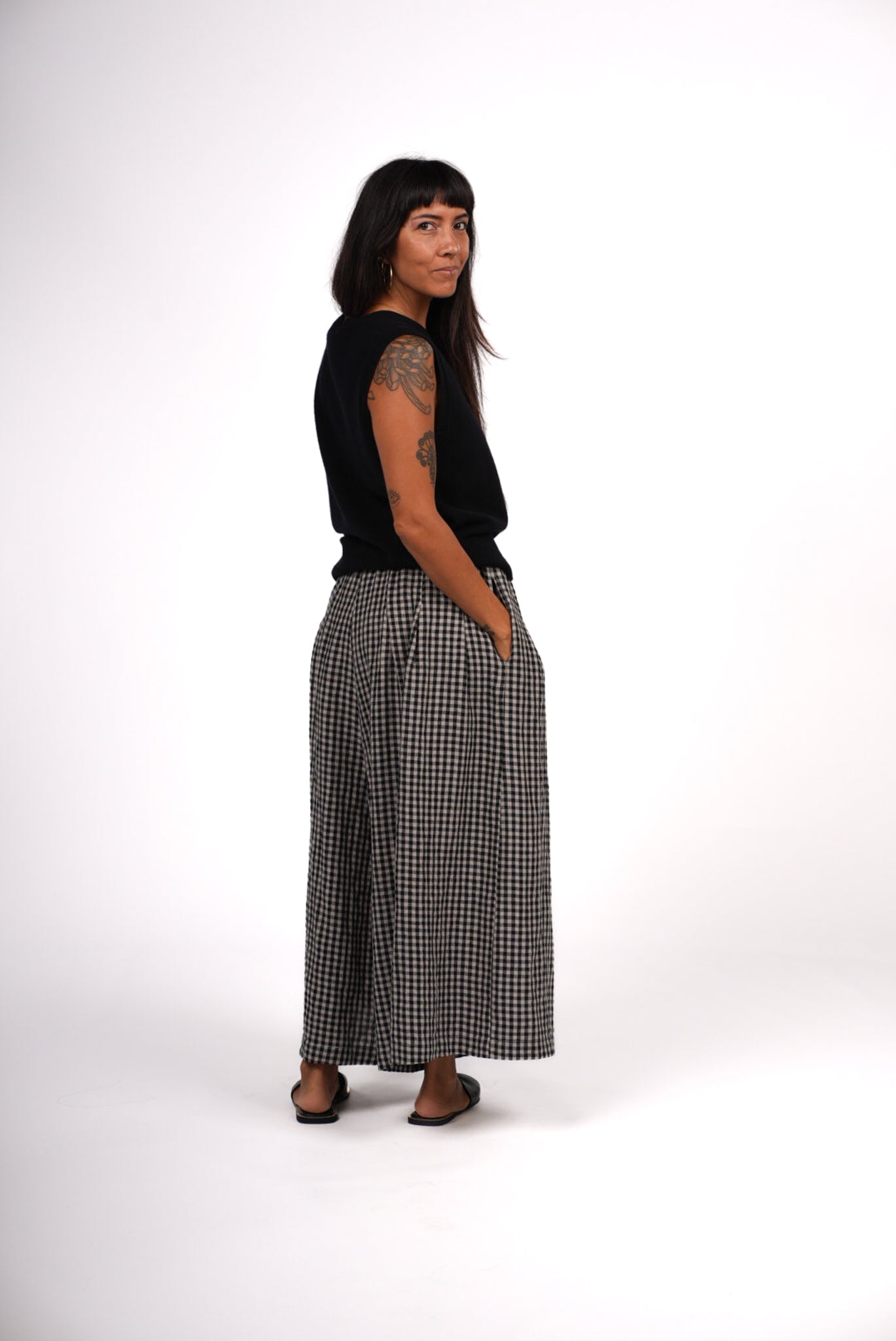 Montaigne French Linen Culottes In Black Gingham5
