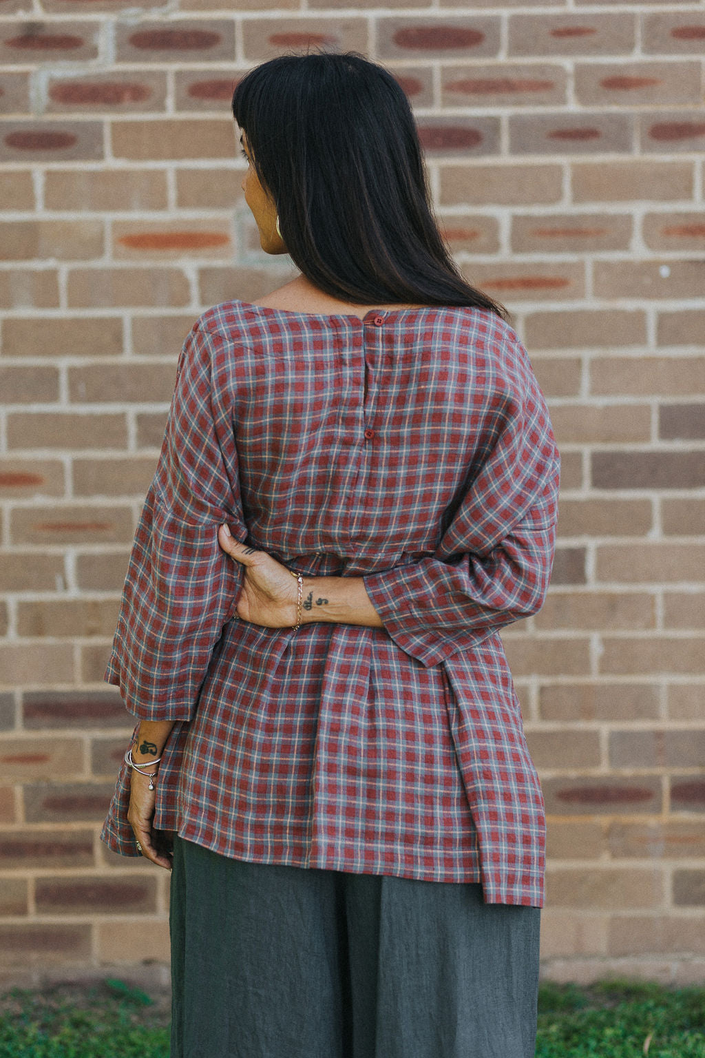 Montaigne French Linen Tunic Top In Check Red12