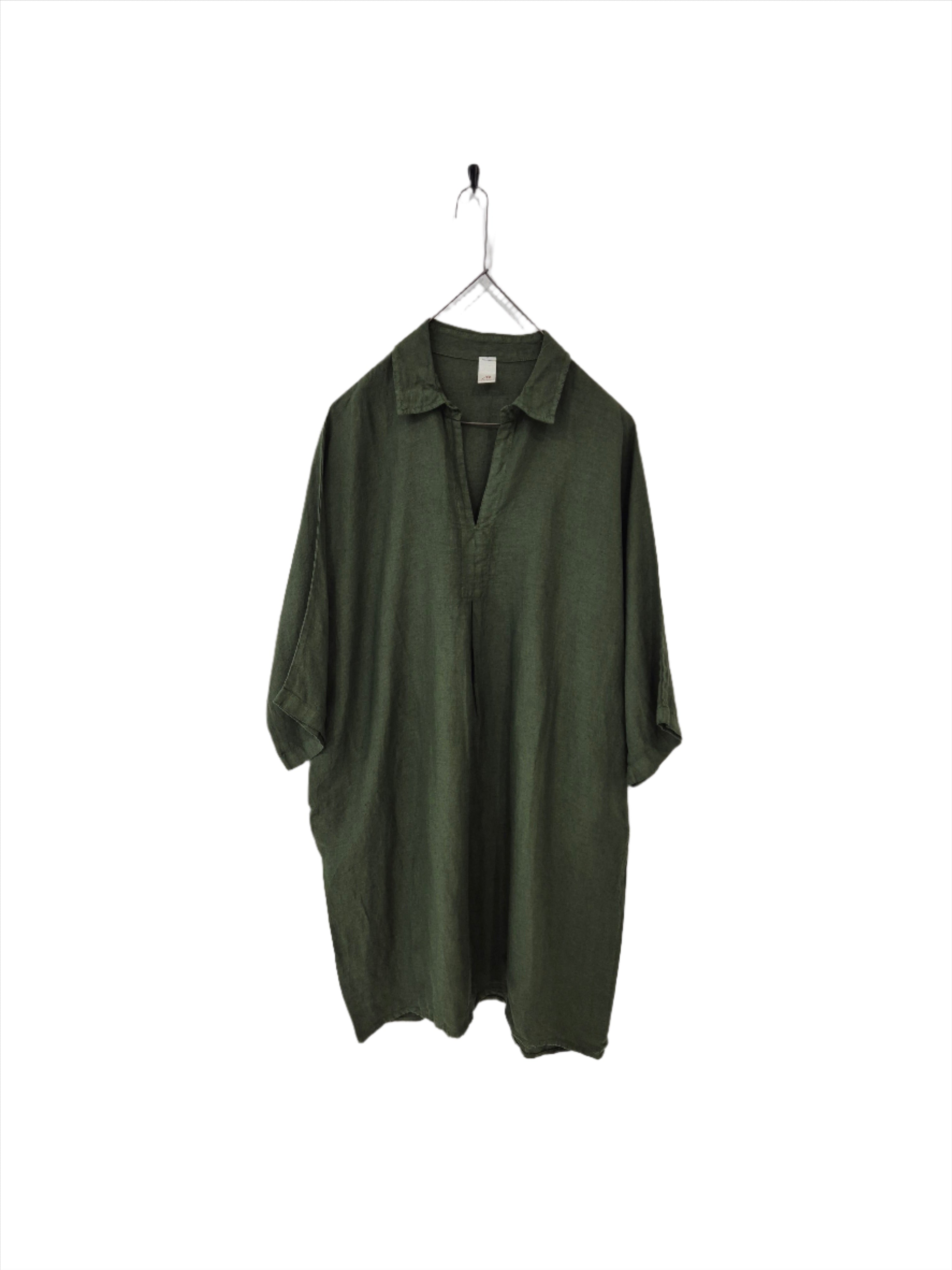 Montaigne Isabelle Linen Collared Shirt with Side Pockets Forest Green