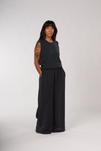 Montaigne Jambes Full-Length Linen Pants Black1