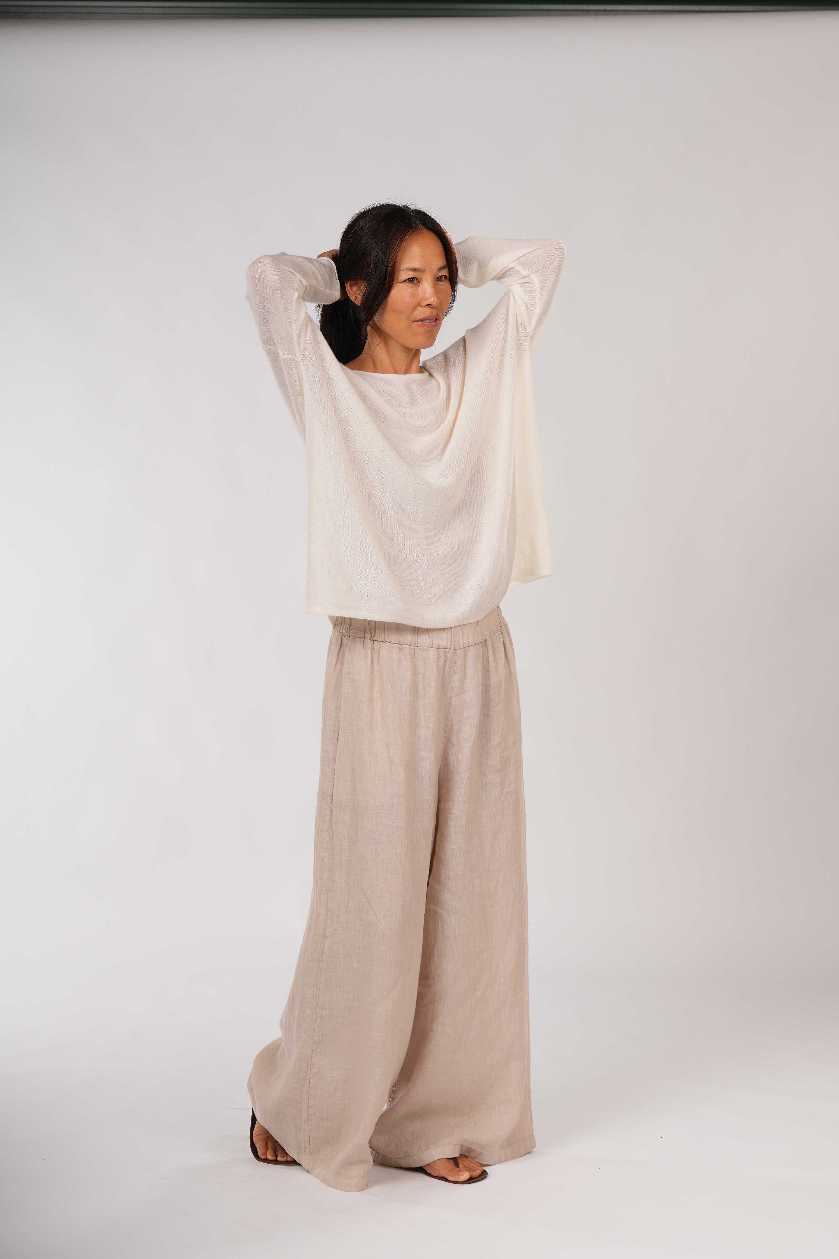 Montaigne Jambes Full-Length Linen Pants Natural1