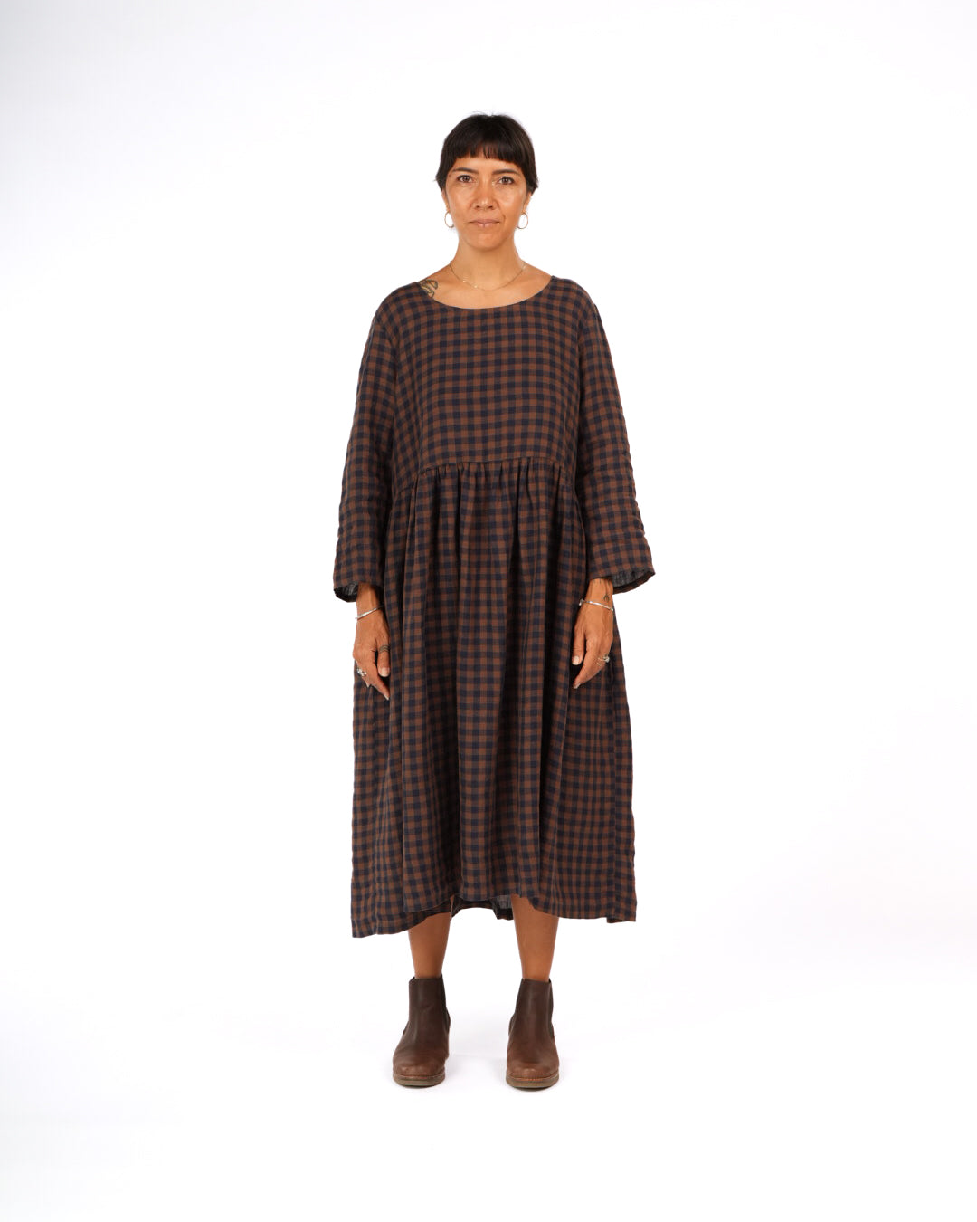 Montaigne Journee French Linen Dress In Blue Brown Check