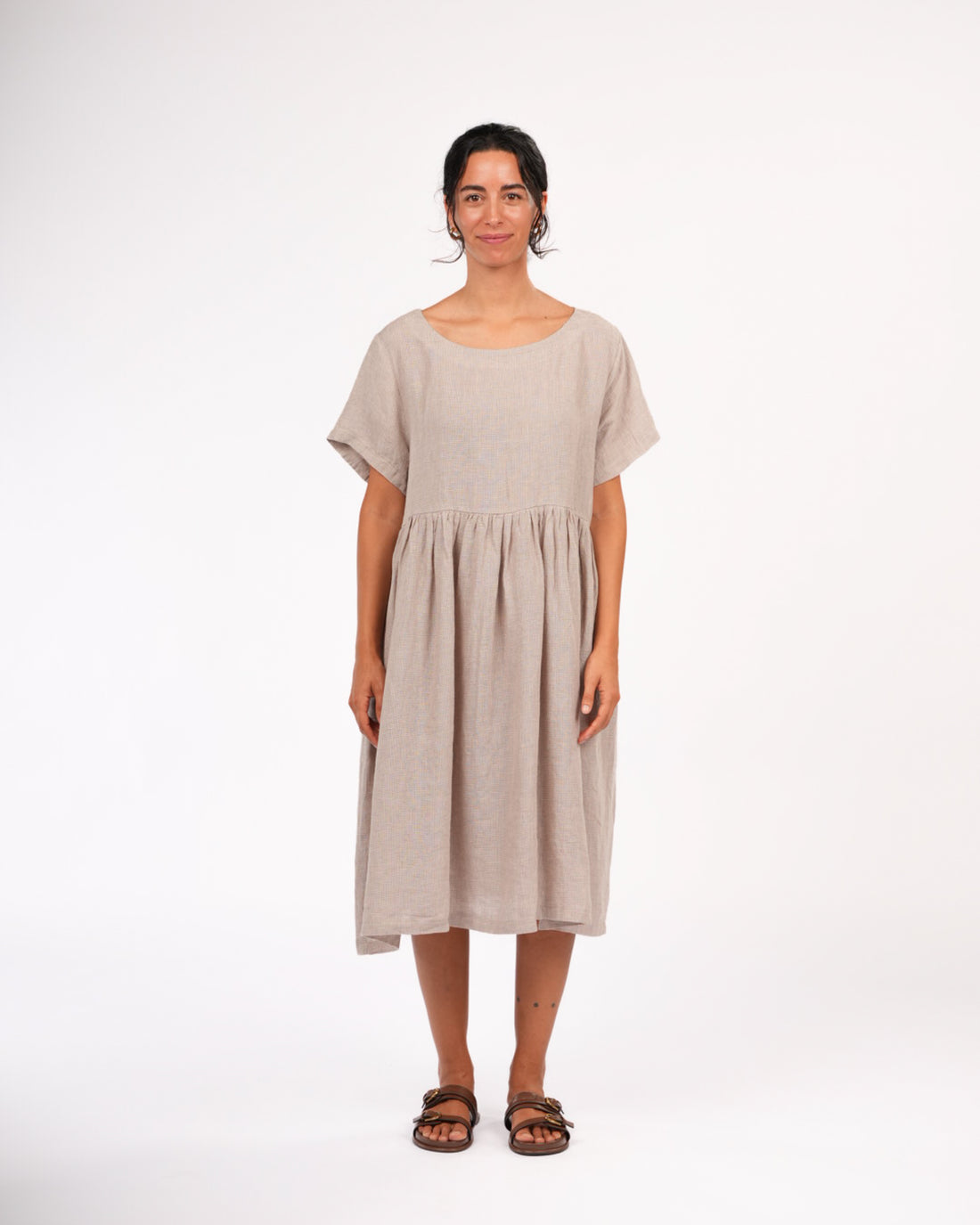 Montaigne Juni French Linen Summer Staple Dress in Houndstooth1