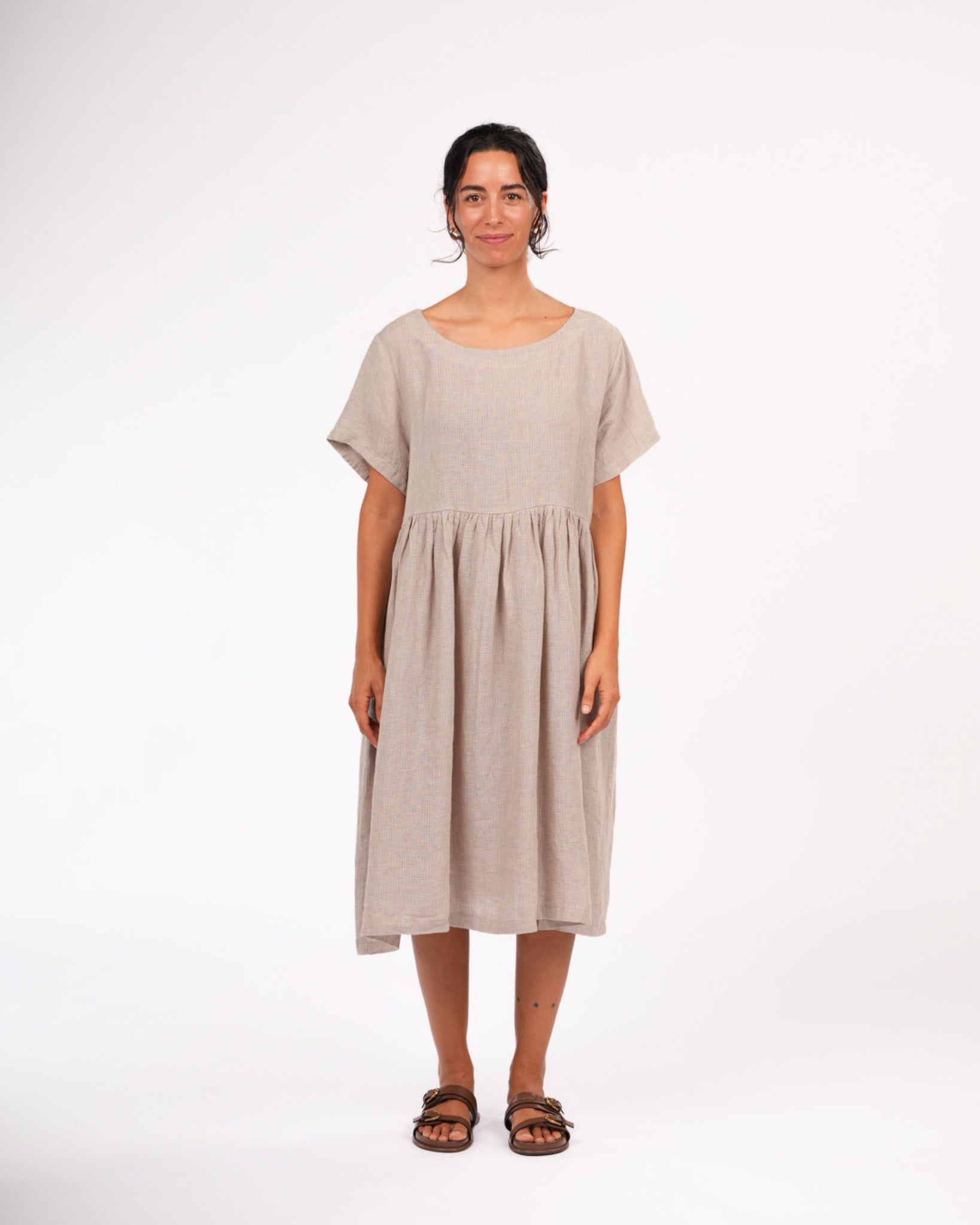 Montaigne Juni French Linen Summer Staple Dress in Houndstooth1