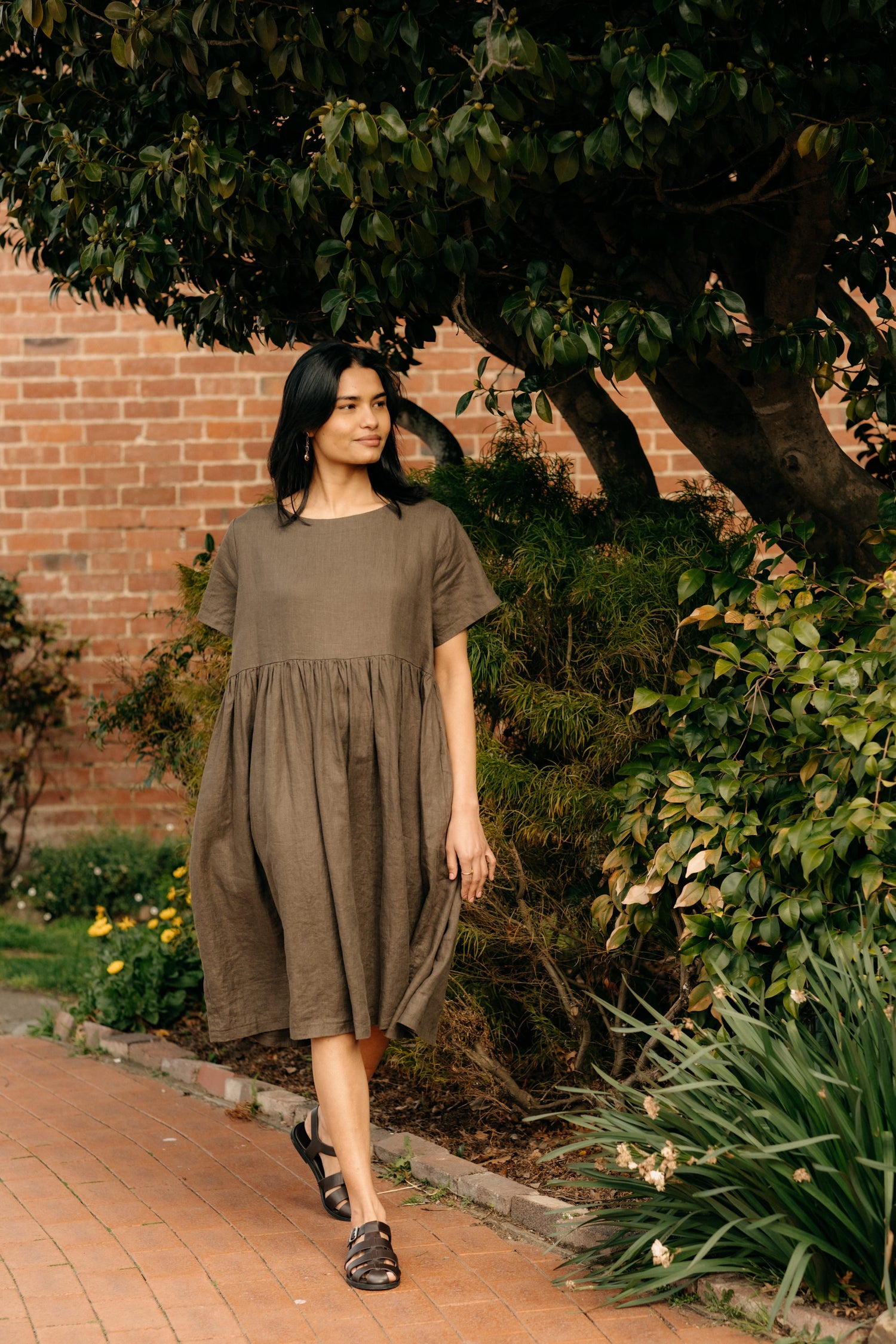 Juni French Linen Summer Staple Dress – Montaigne Paris