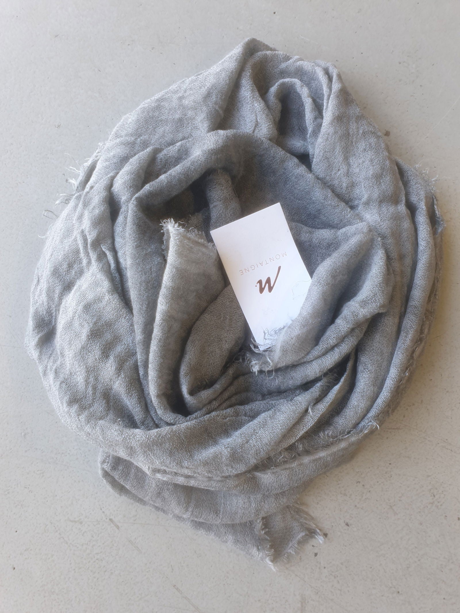 Montaigne Linen Scarf Pearl Grey2