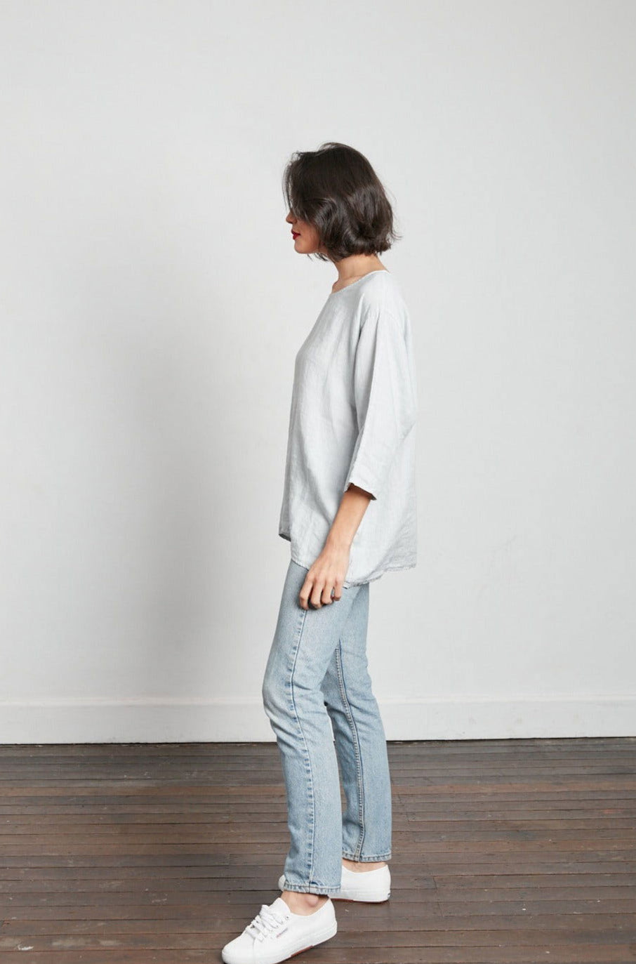 Montaigne Loose Linen 3/4 Sleeve Top Pearl Grey2