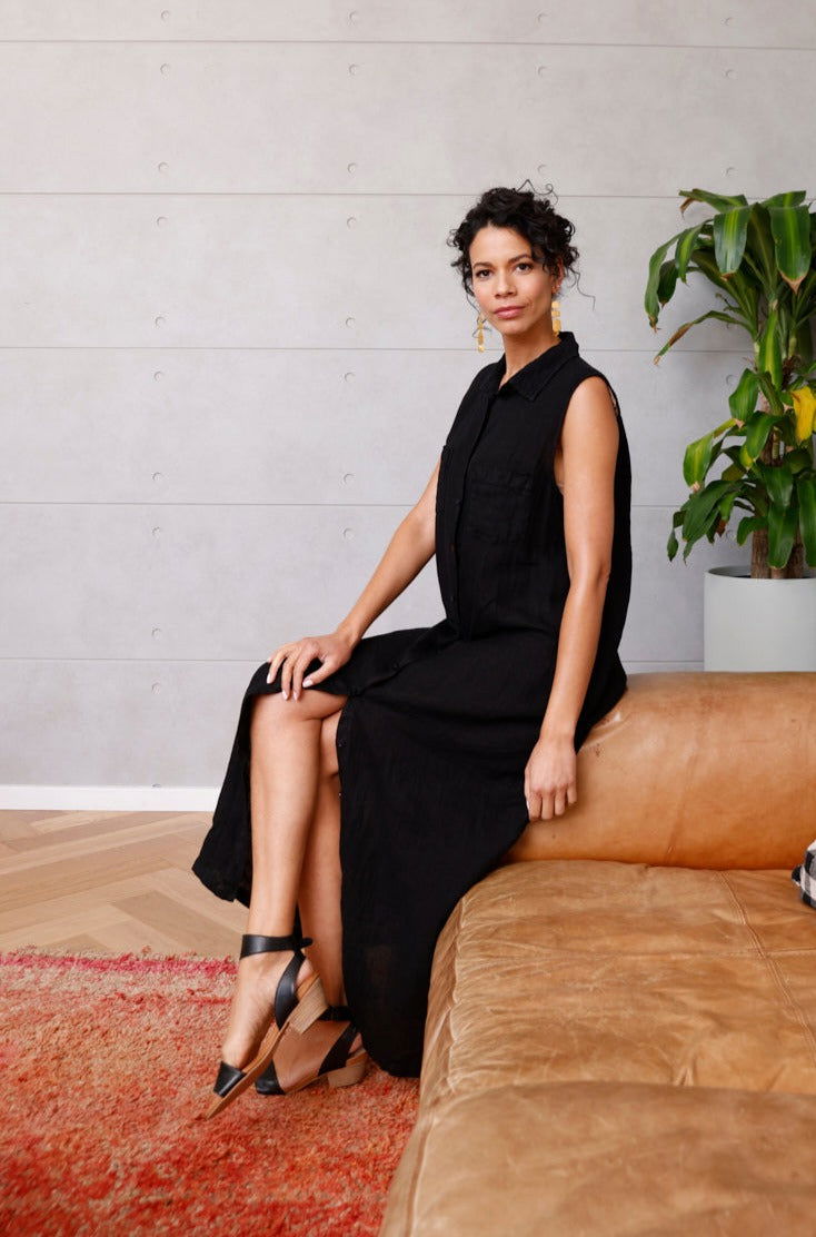 Montaigne Louise Collared Slimline Dress Black2