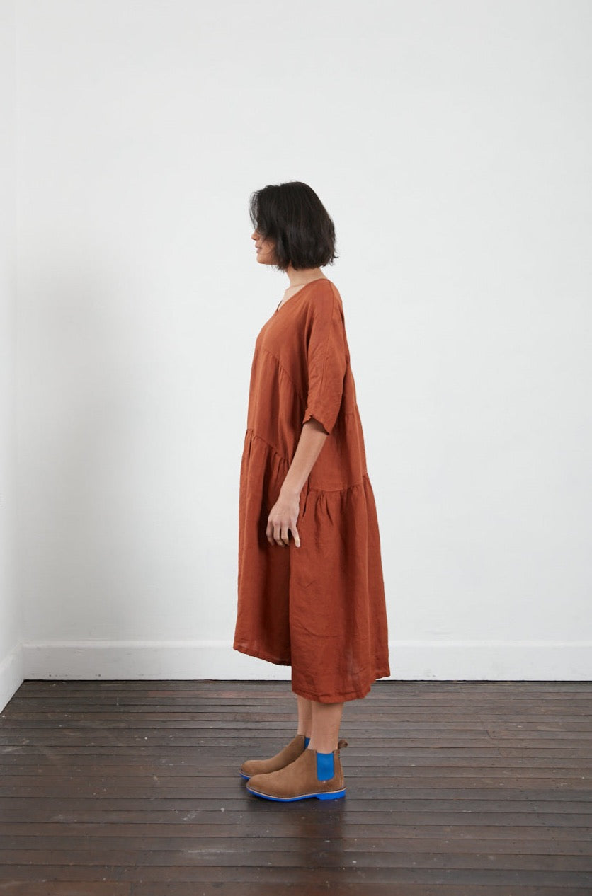Montaigne Louloute Linen Smock Dress with Pockets Rust2