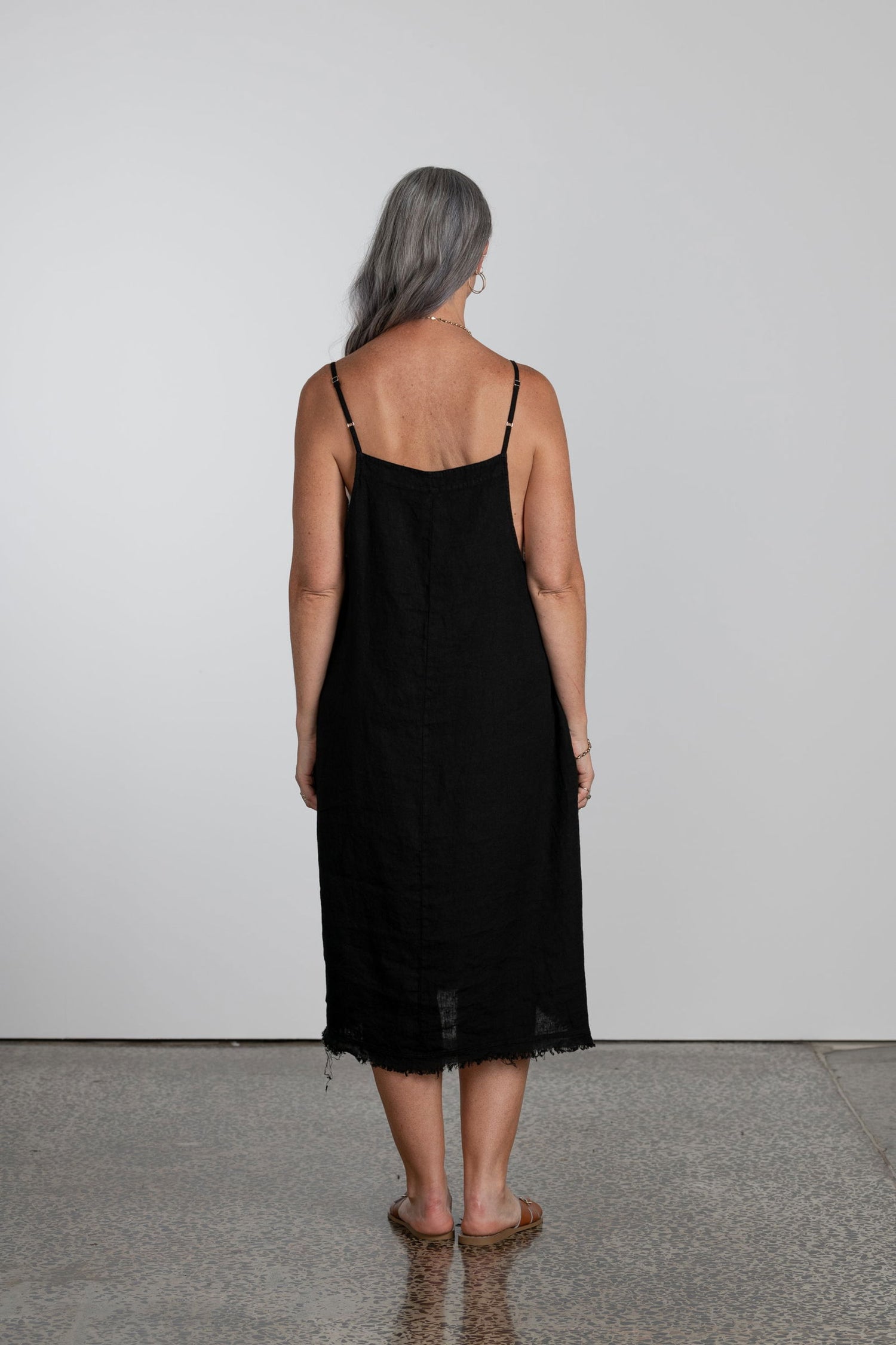 Montaigne Lourdes Linen Singlet Dress Black2