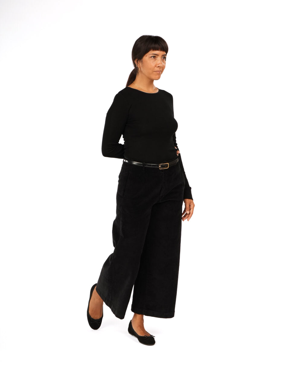 Montaigne Merino Wool Knit Top Spencer– Lightweight Layering Essential Black