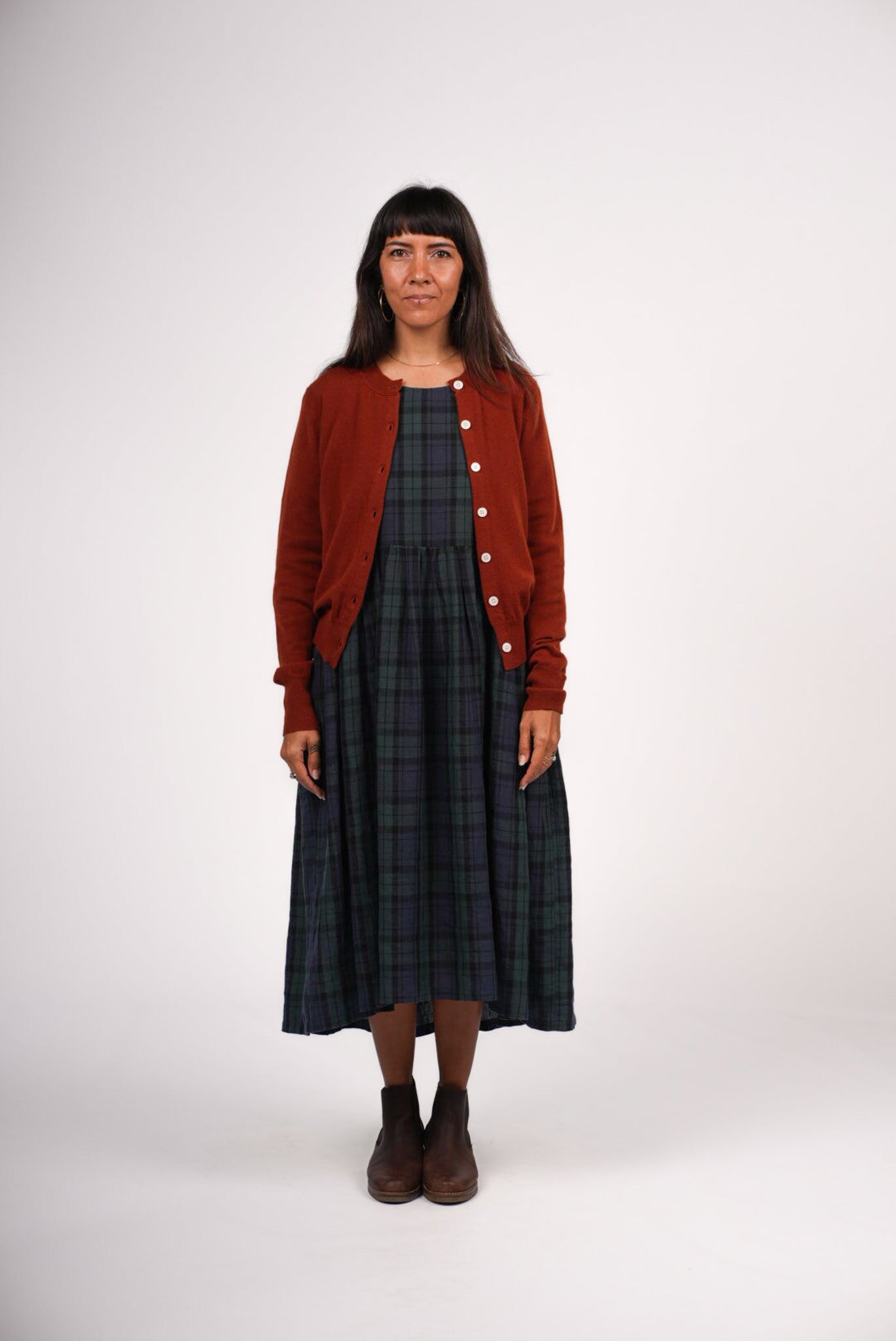 Montaigne Minimalist Lambswool Cardigan Rust3