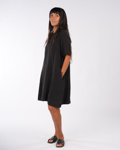 Montaigne Nathalie Linen Shift T-Shirt Dress Black